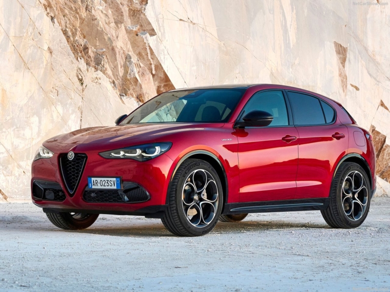 Alfa Romeo Stelvio Sprint 5dr Auto